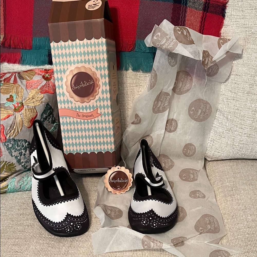 Black and White Women's Flats by